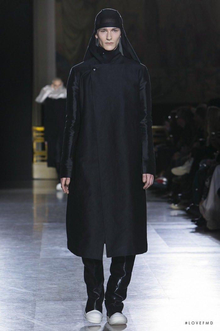 Rick Owens Moody fashion show for Autumn/Winter 2014