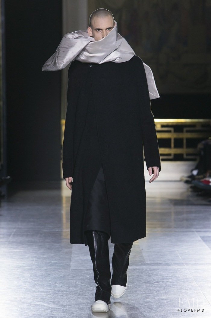 Rick Owens Moody fashion show for Autumn/Winter 2014