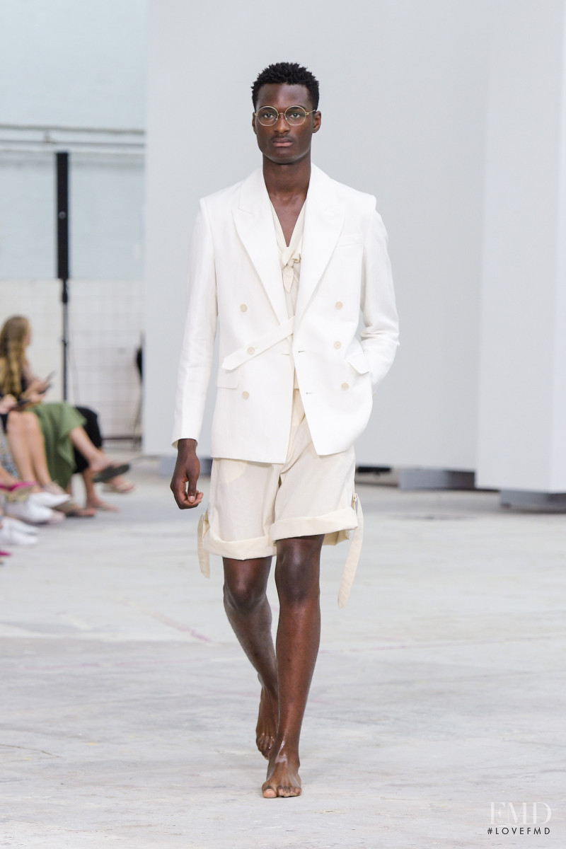Mark Kenly Domino Tan fashion show for Spring/Summer 2021