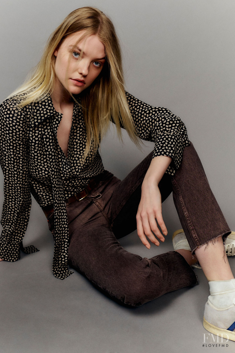 Roos Abels featured in  the RE/DONE Jeans lookbook for Resort 2020