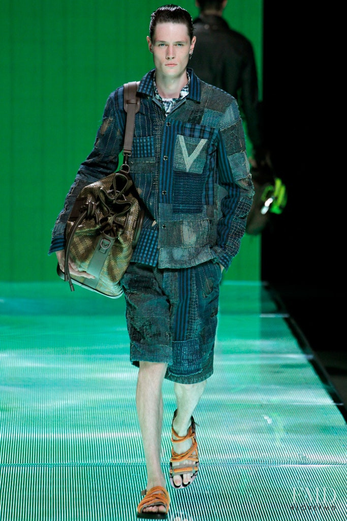 Louis Vuitton fashion show for Spring/Summer 2013