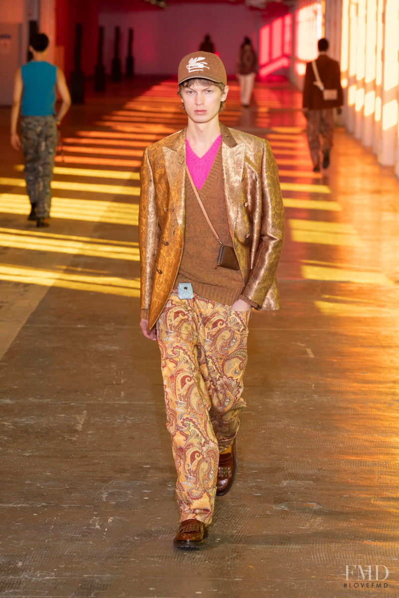 Jonas Glöer featured in  the Etro fashion show for Autumn/Winter 2021