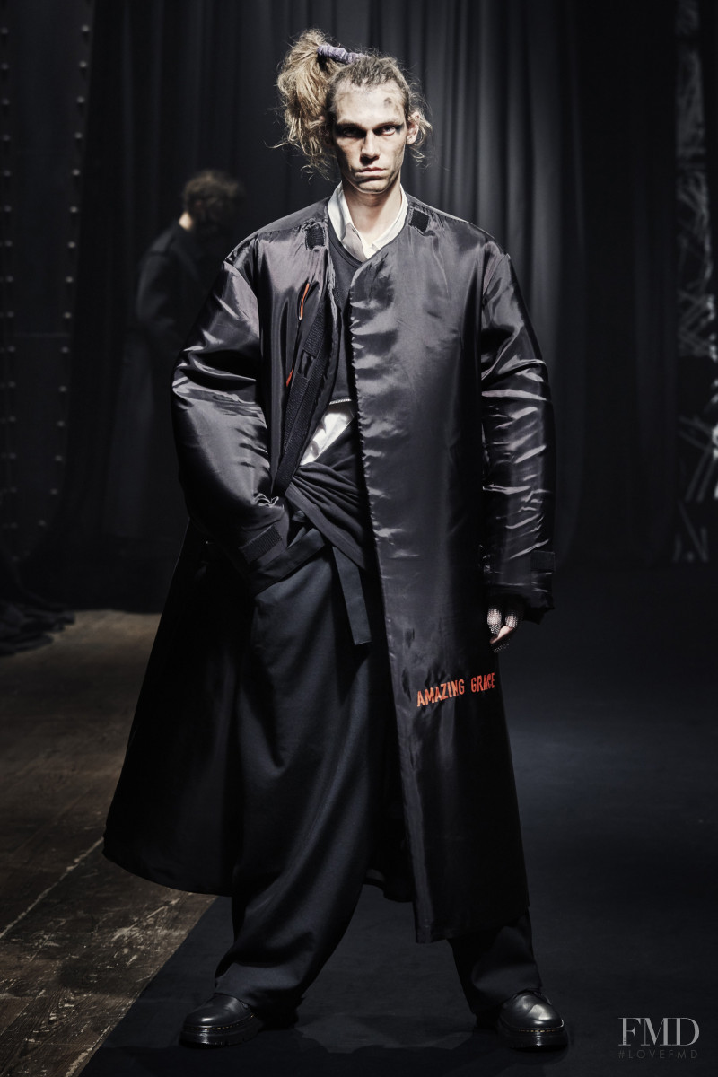 Yohji Yamamoto fashion show for Autumn/Winter 2021