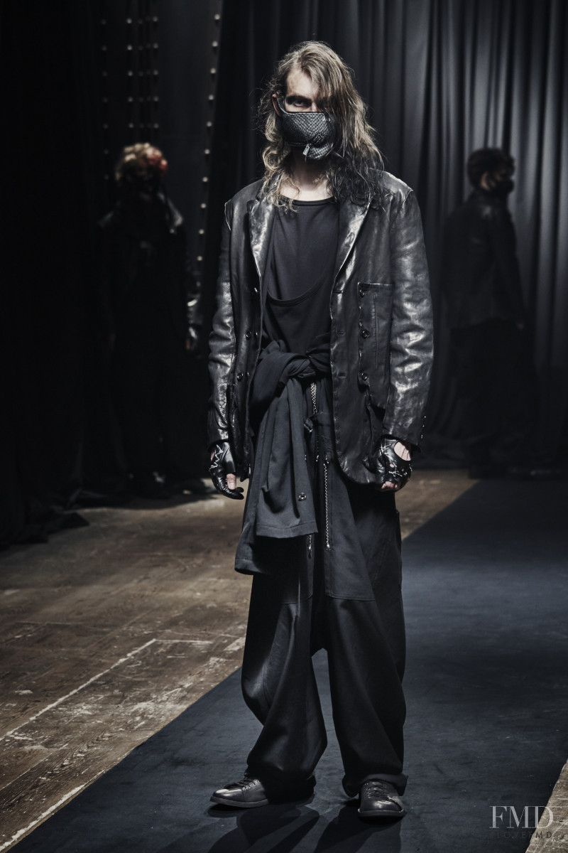 Yohji Yamamoto fashion show for Autumn/Winter 2021