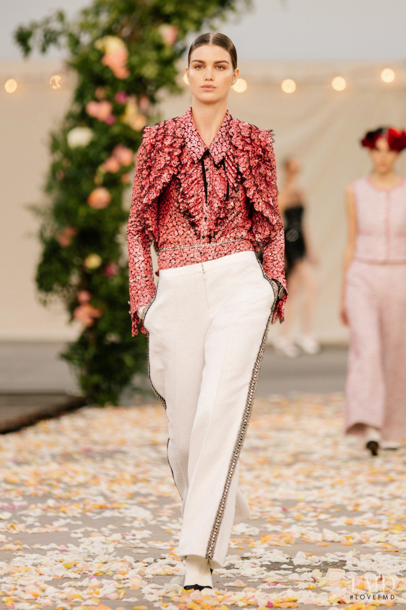 Luna Bijl featured in  the Chanel Haute Couture fashion show for Spring/Summer 2021