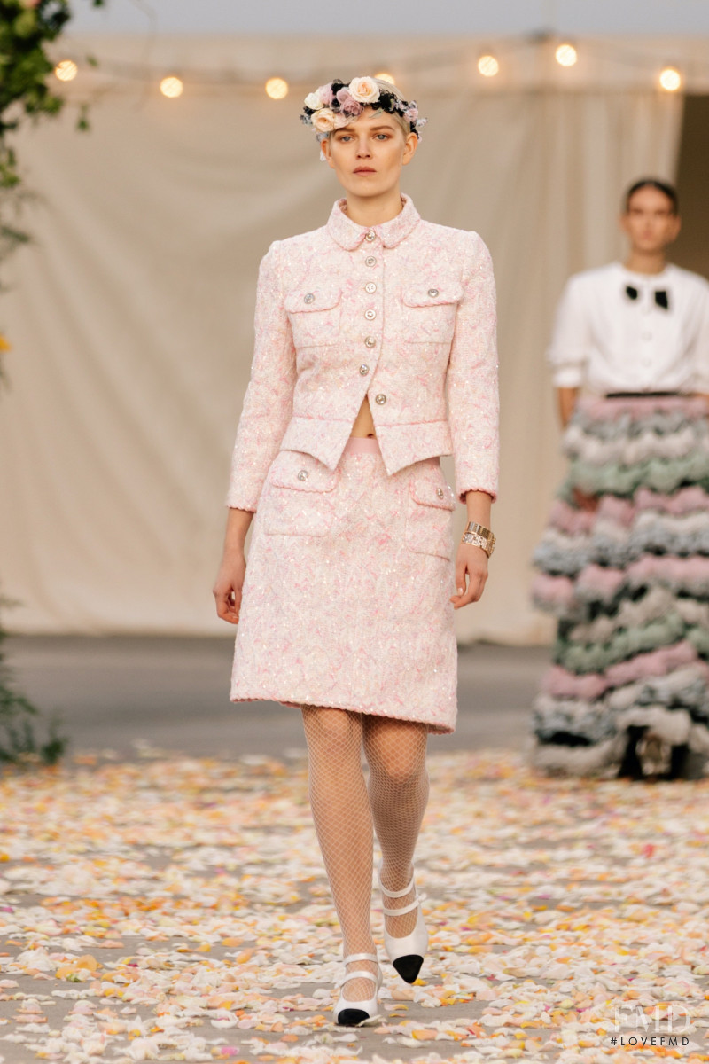 Ola Rudnicka featured in  the Chanel Haute Couture fashion show for Spring/Summer 2021