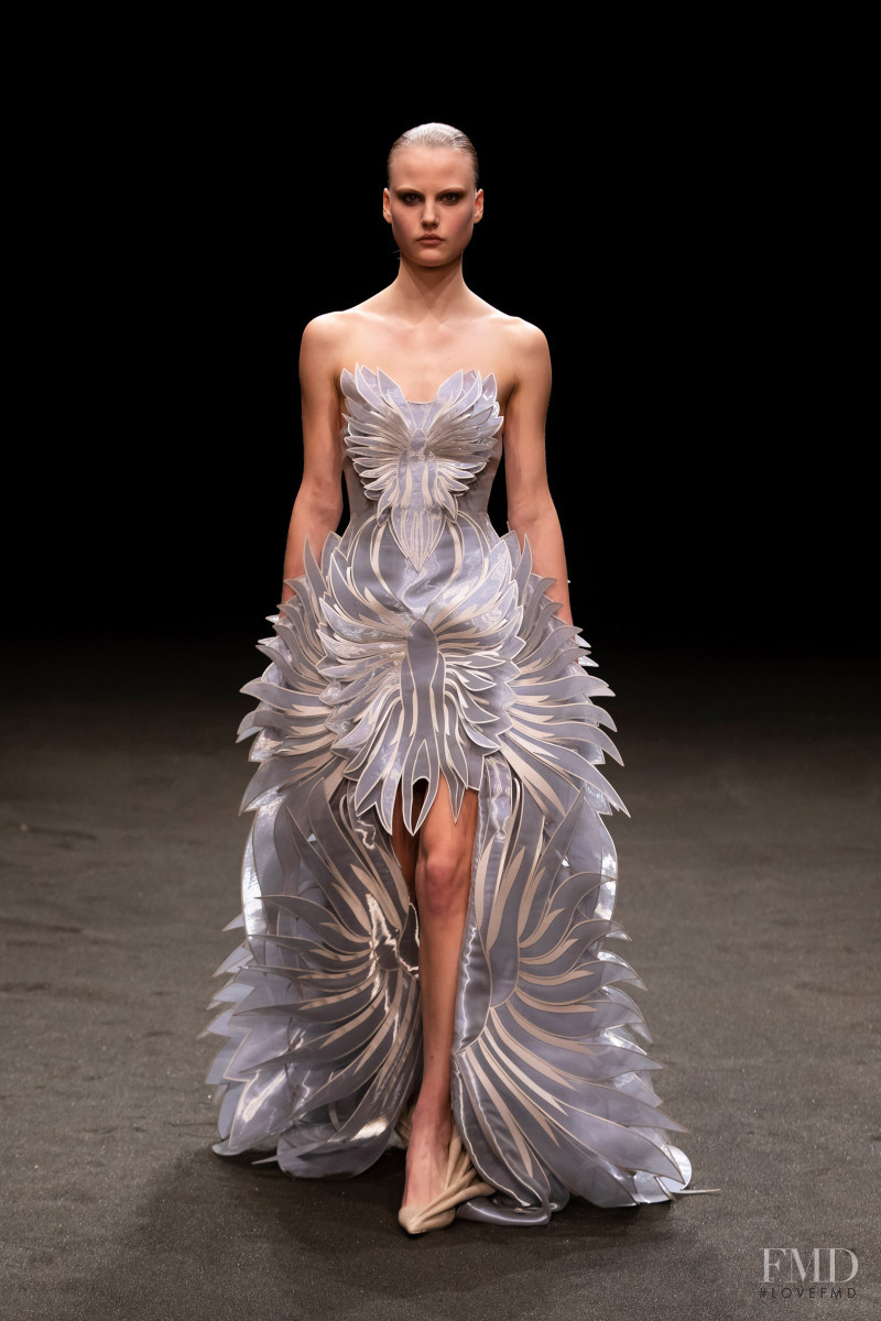 Britt van den Herik featured in  the Iris Van Herpen fashion show for Spring/Summer 2021