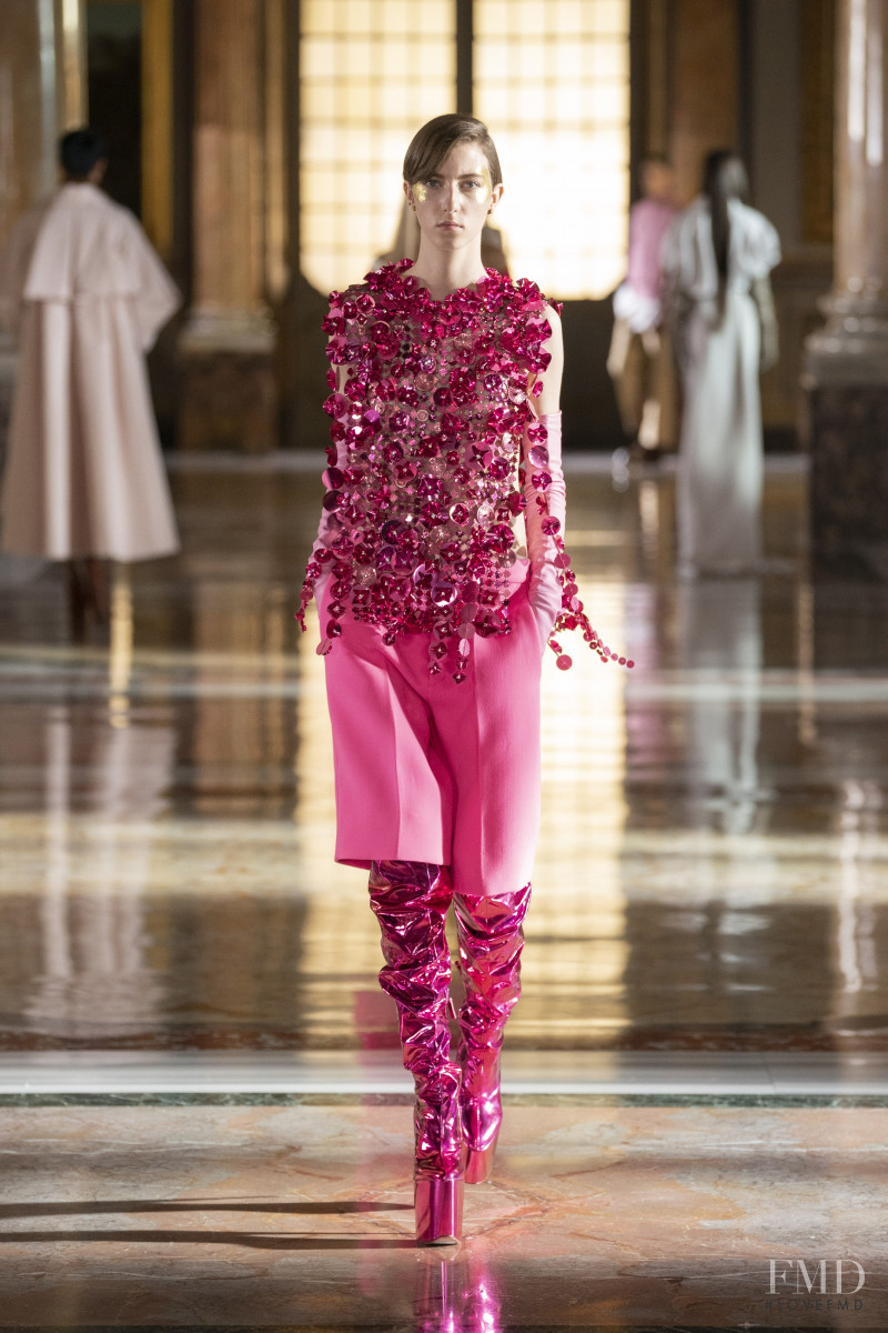 Evelyn Nagy featured in  the Valentino Couture fashion show for Spring/Summer 2021