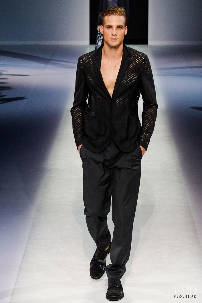 Emporio Armani fashion show for Spring/Summer 2014