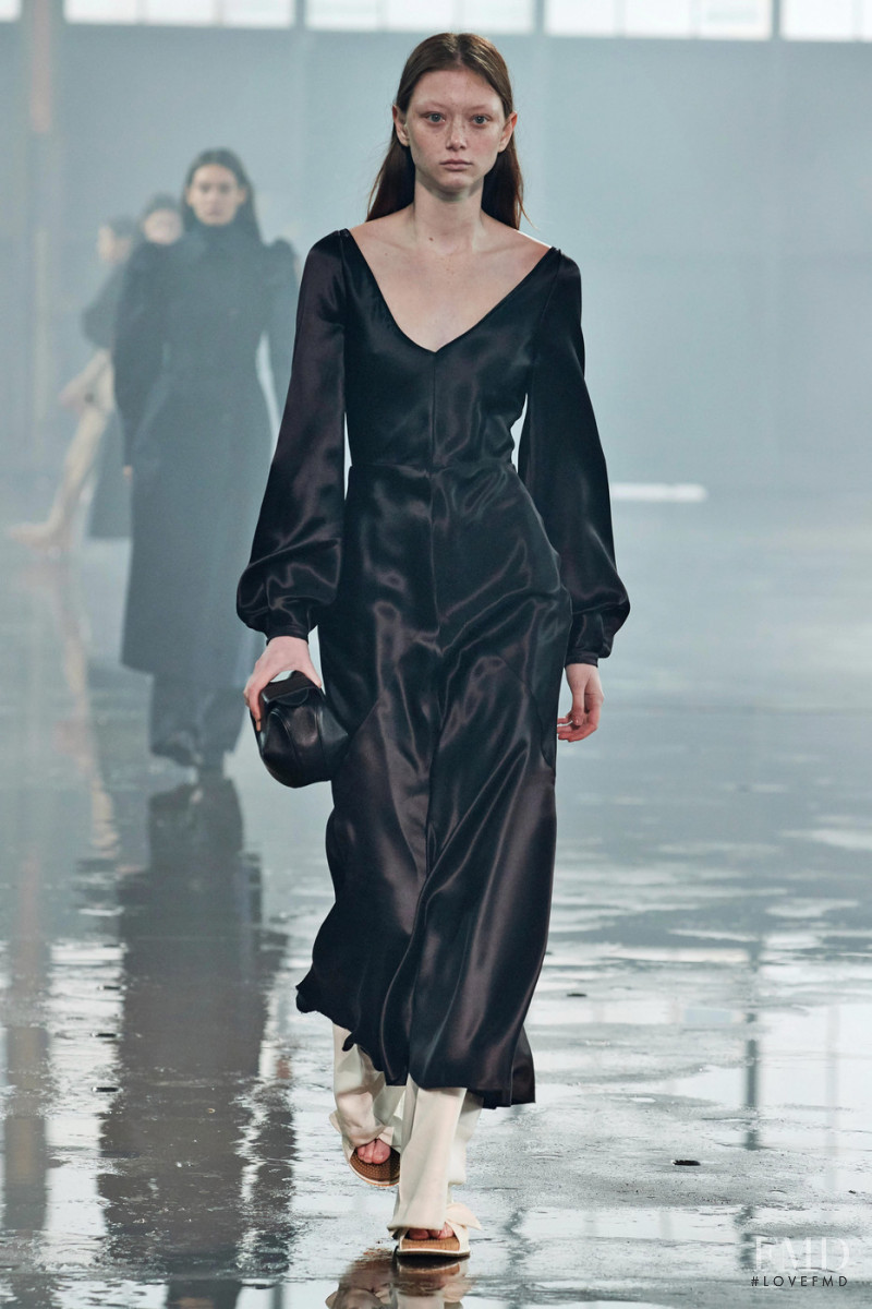 Sara Grace Wallerstedt featured in  the Gabriela Hearst fashion show for Autumn/Winter 2021