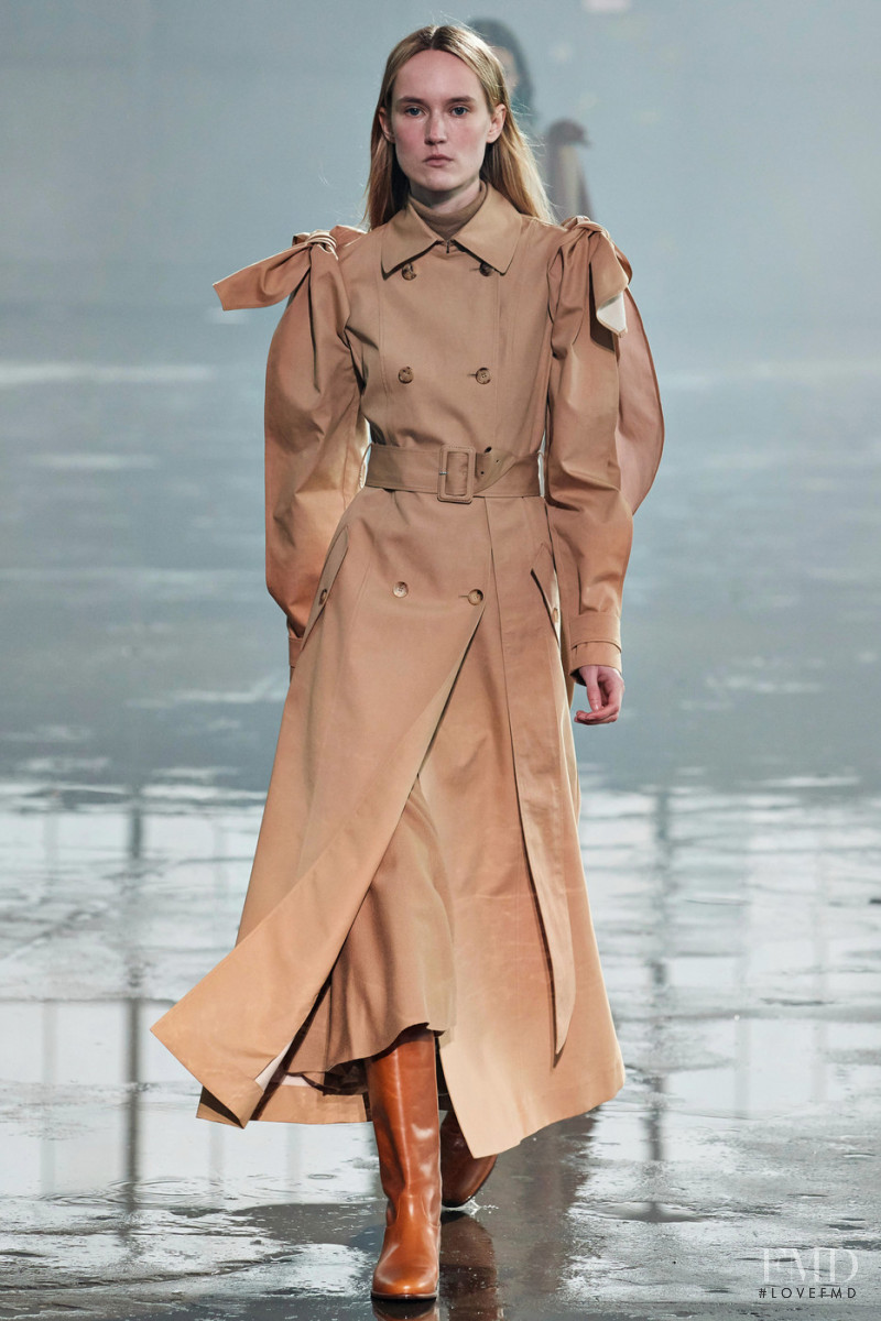 Harleth Kuusik featured in  the Gabriela Hearst fashion show for Autumn/Winter 2021