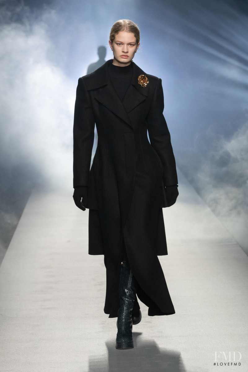 Britt Oosten featured in  the Alberta Ferretti fashion show for Autumn/Winter 2021