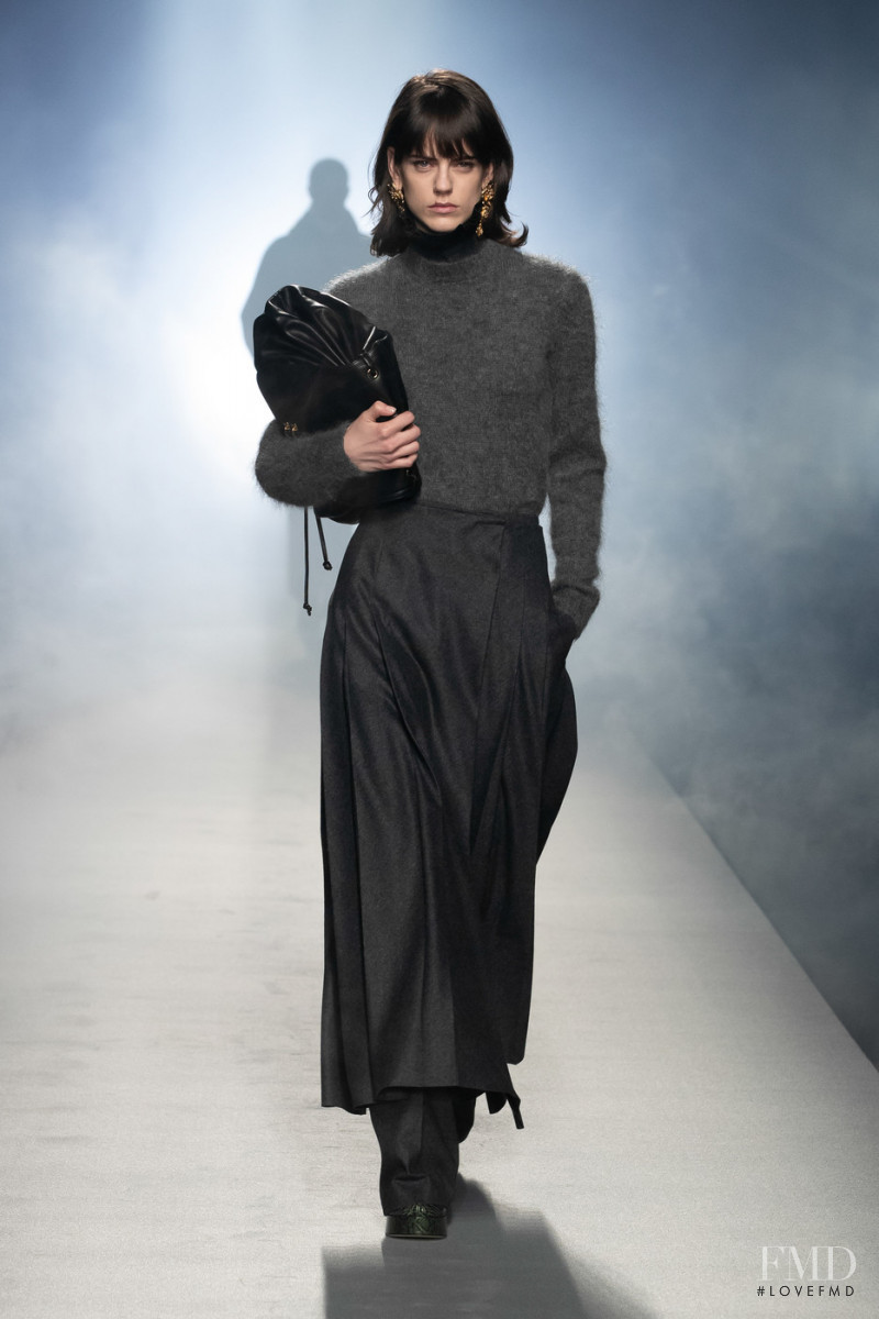 Alberta Ferretti fashion show for Autumn/Winter 2021
