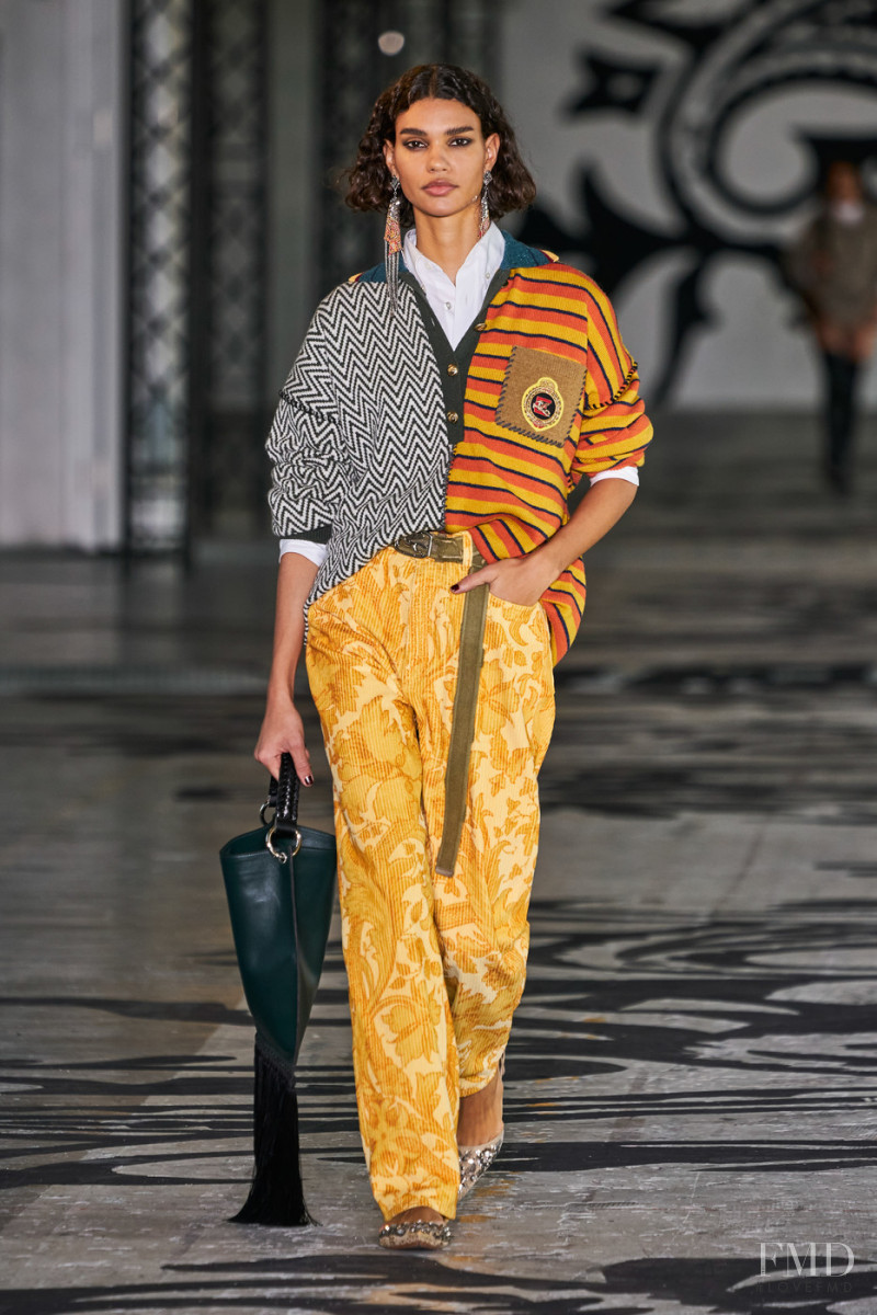Barbara Valente featured in  the Etro fashion show for Autumn/Winter 2021