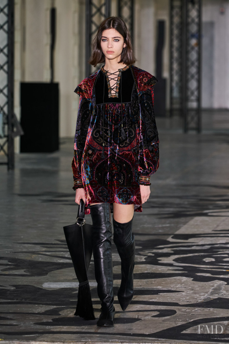 Loli Bahia featured in  the Etro fashion show for Autumn/Winter 2021