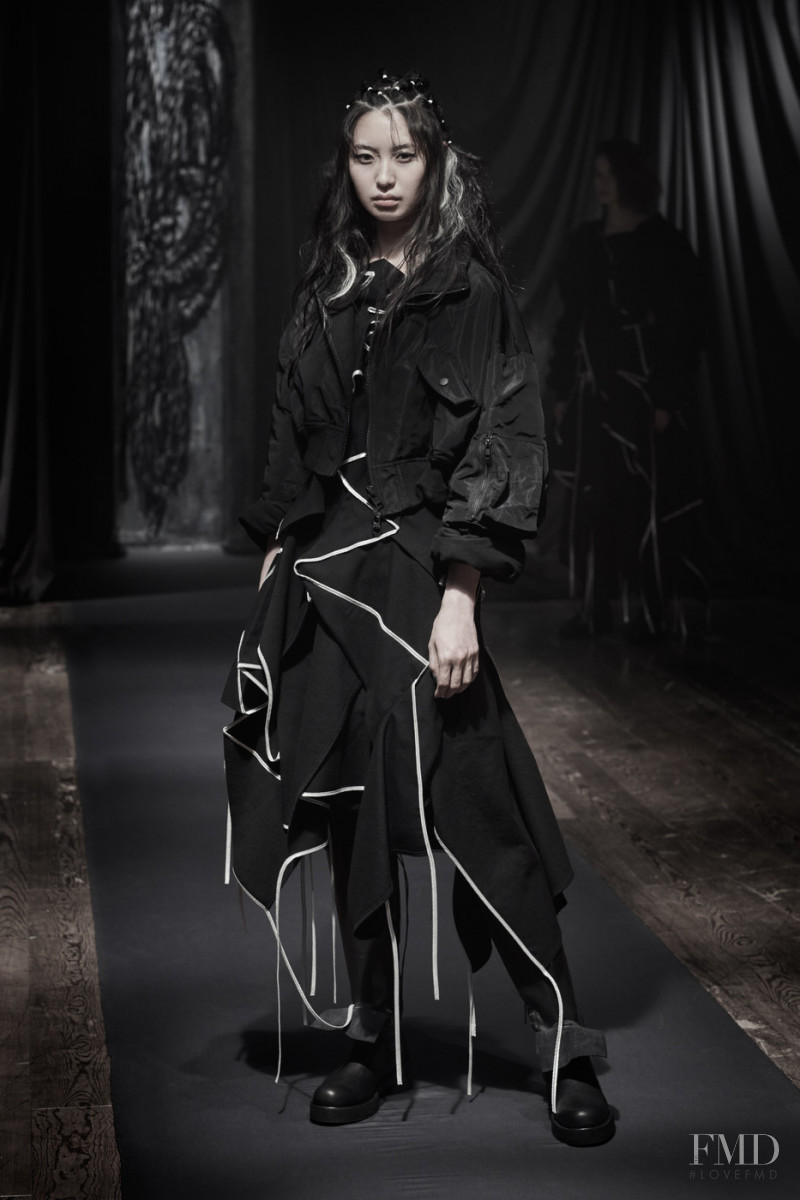 Yohji Yamamoto fashion show for Autumn/Winter 2021