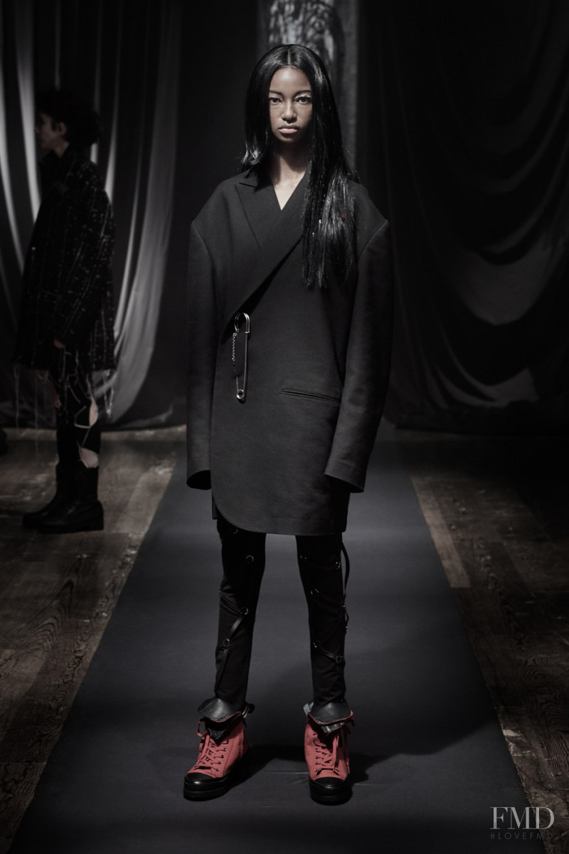 Yohji Yamamoto fashion show for Autumn/Winter 2021