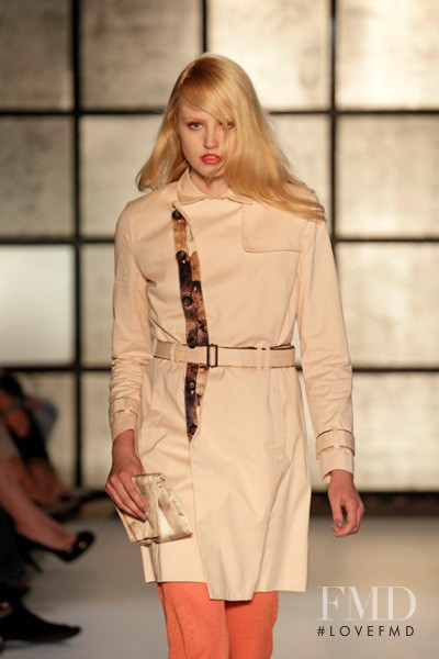 Shona Lee Gal featured in  the Ilja fashion show for Spring/Summer 2011