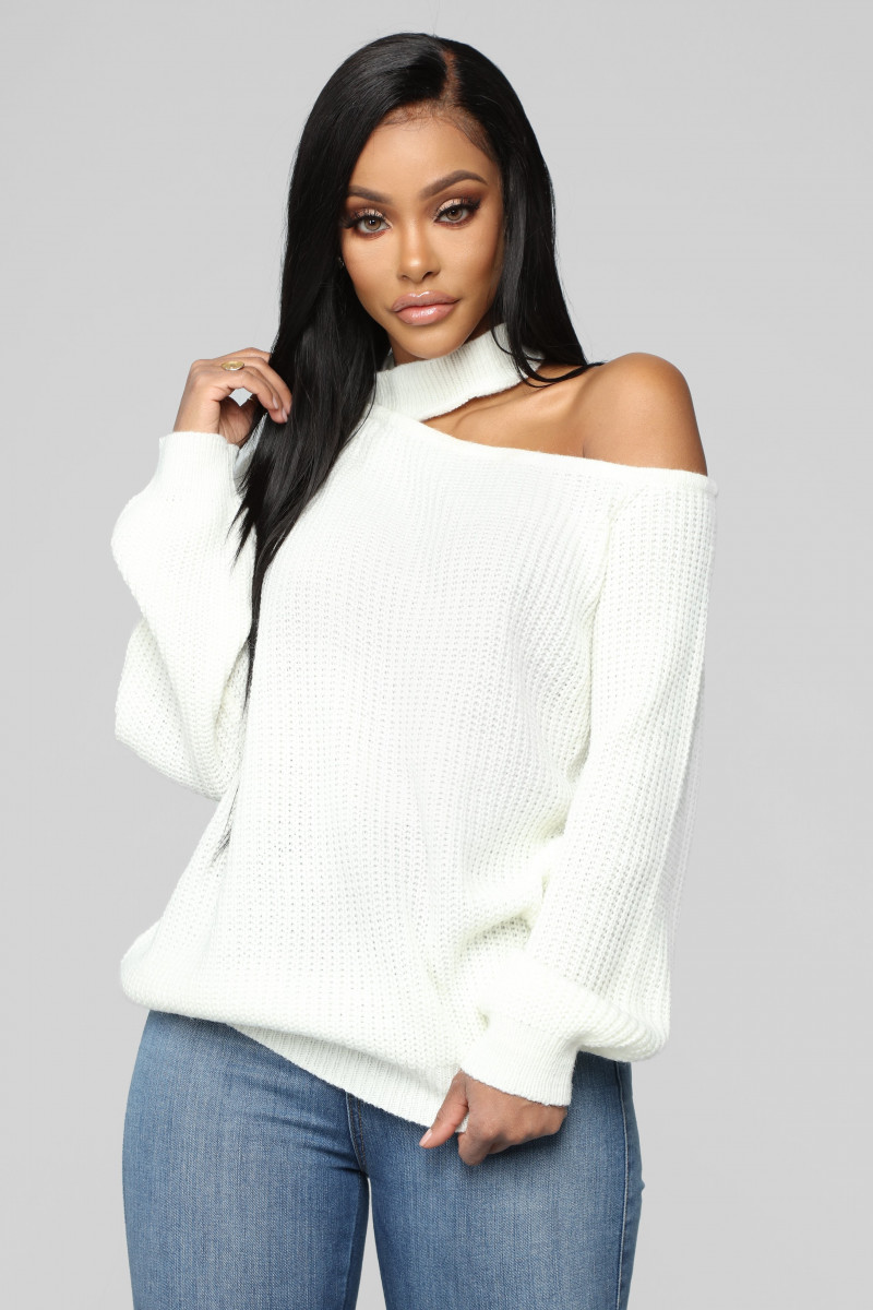 Yodit Yemane featured in  the Fashion Nova catalogue for Winter 2018