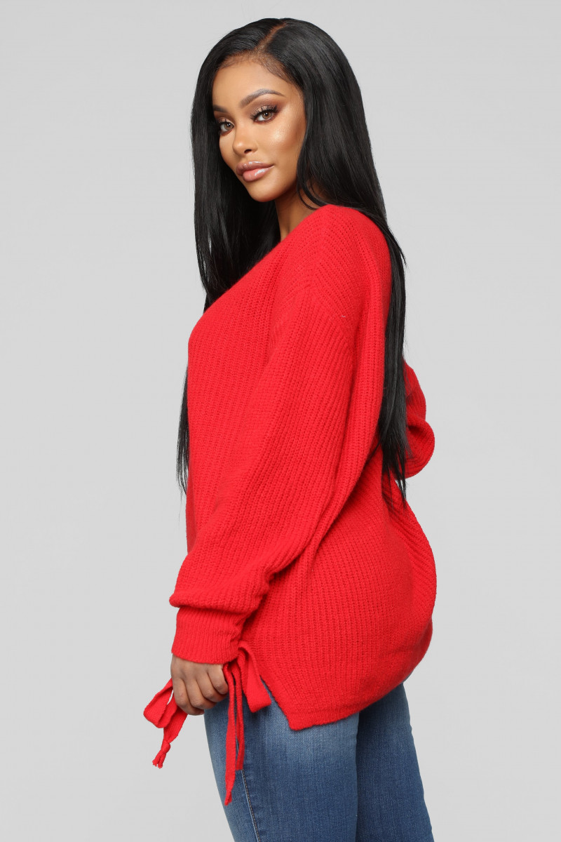 Yodit Yemane featured in  the Fashion Nova catalogue for Winter 2018