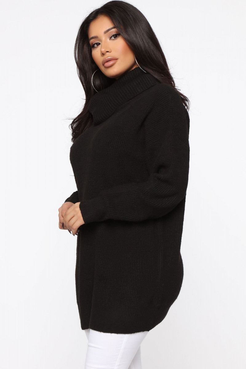 Janet Guzman featured in  the Fashion Nova catalogue for Fall 2020