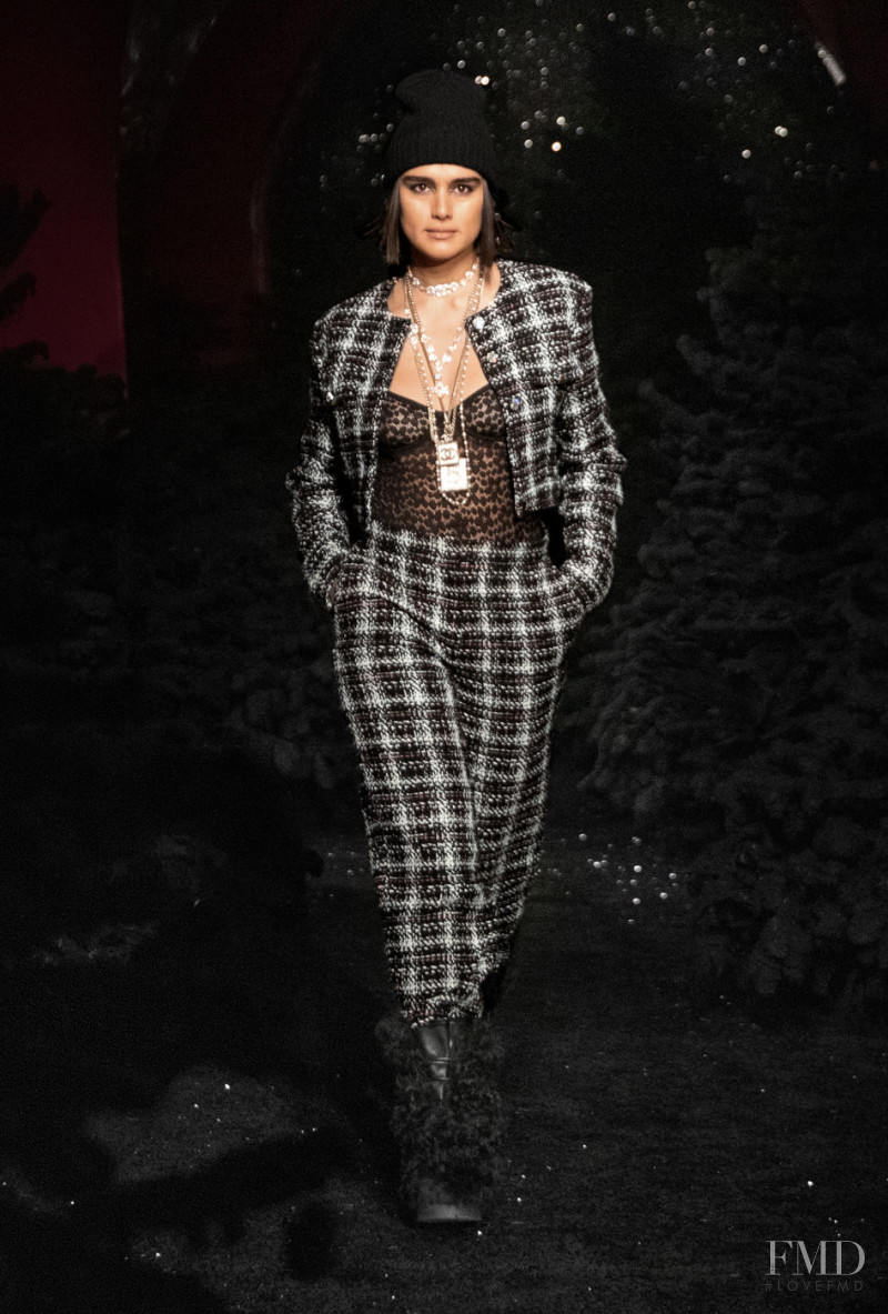 Jill Kortleve featured in  the Chanel fashion show for Autumn/Winter 2021