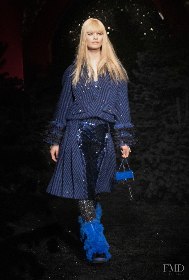 Britt Oosten featured in  the Chanel fashion show for Autumn/Winter 2021