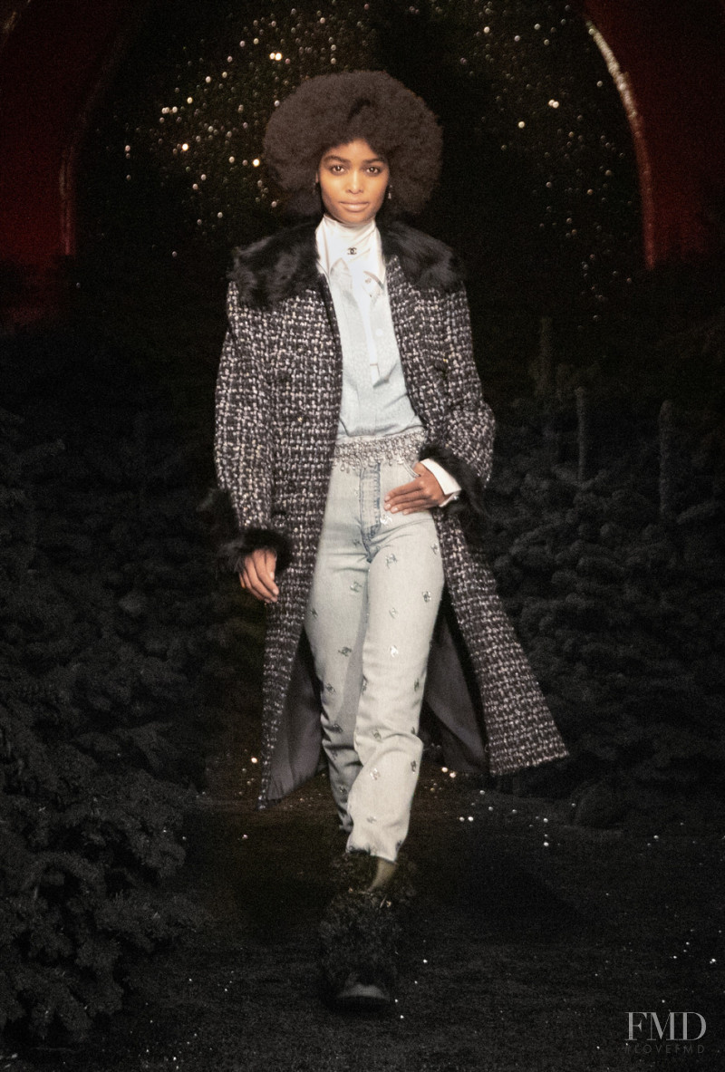 Blesnya Minher featured in  the Chanel fashion show for Autumn/Winter 2021