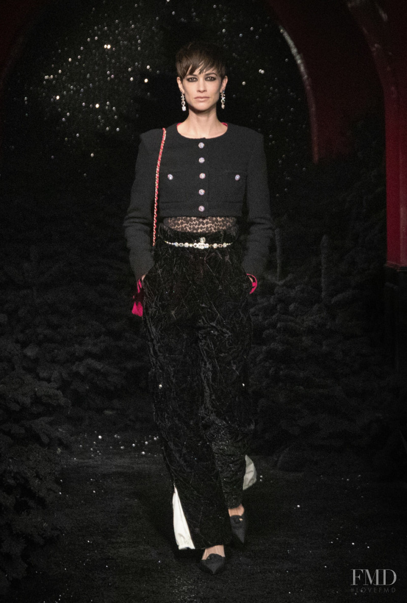 Louise de Chevigny featured in  the Chanel fashion show for Autumn/Winter 2021