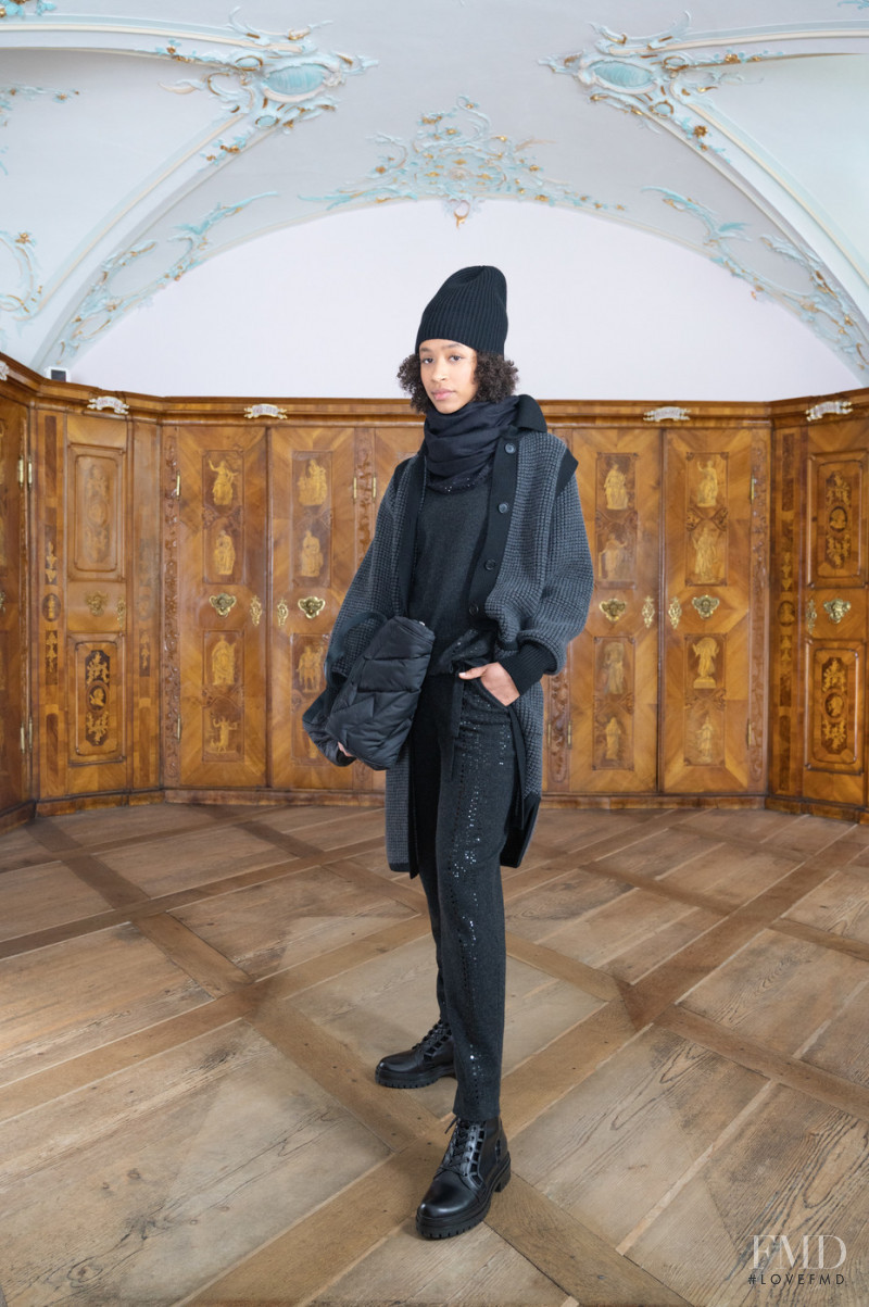 Akris lookbook for Autumn/Winter 2021