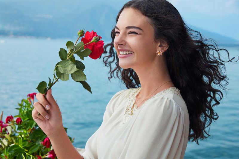 Deva Cassel featured in  the Dolce & Gabbana Fragrance Dolce advertisement for Spring/Summer 2021