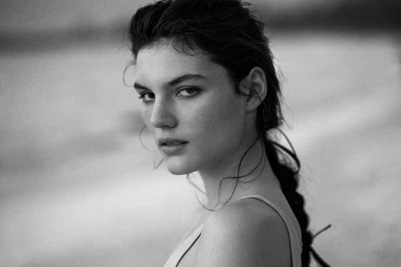 Lola Nicon featured in  the Narciso Rodriguez Fragrance for her advertisement for Spring/Summer 2021