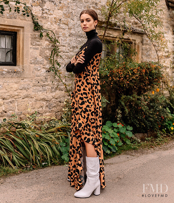 Elle Trowbridge featured in  the Bizuu lookbook for Pre-Fall 2018