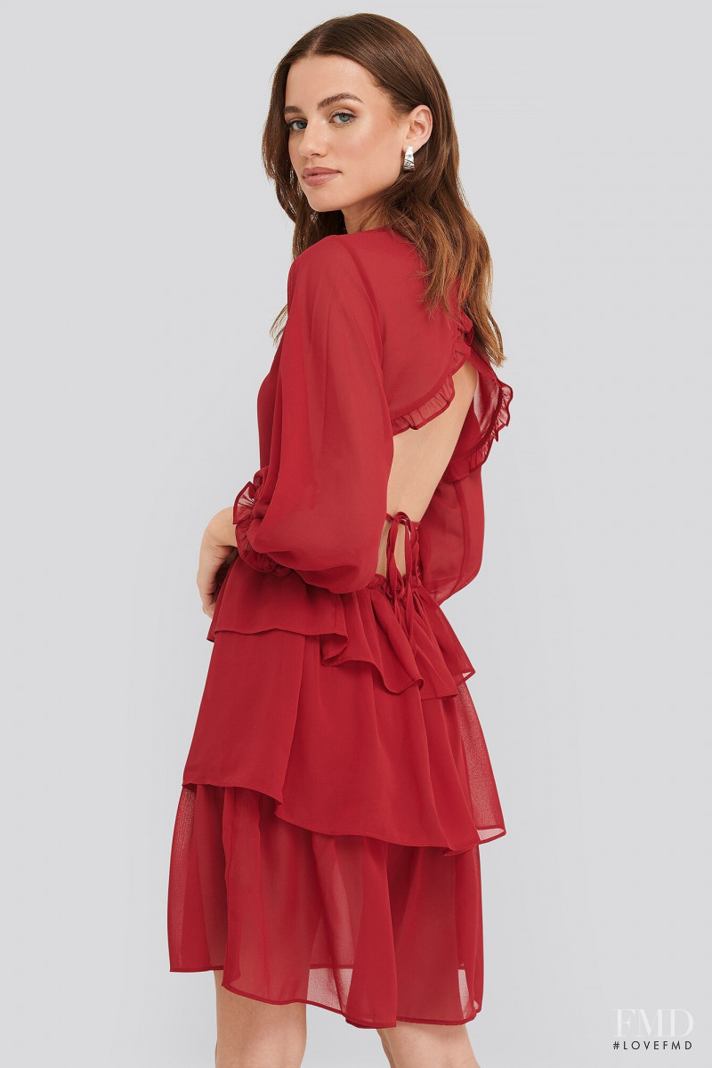 Elle Trowbridge featured in  the NA-KD (RETAILER) catalogue for Spring/Summer 2020