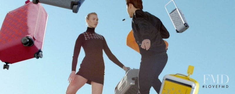 Karlie Kloss featured in  the Louis Vuitton Horizon Soft advertisement for Spring/Summer 2019