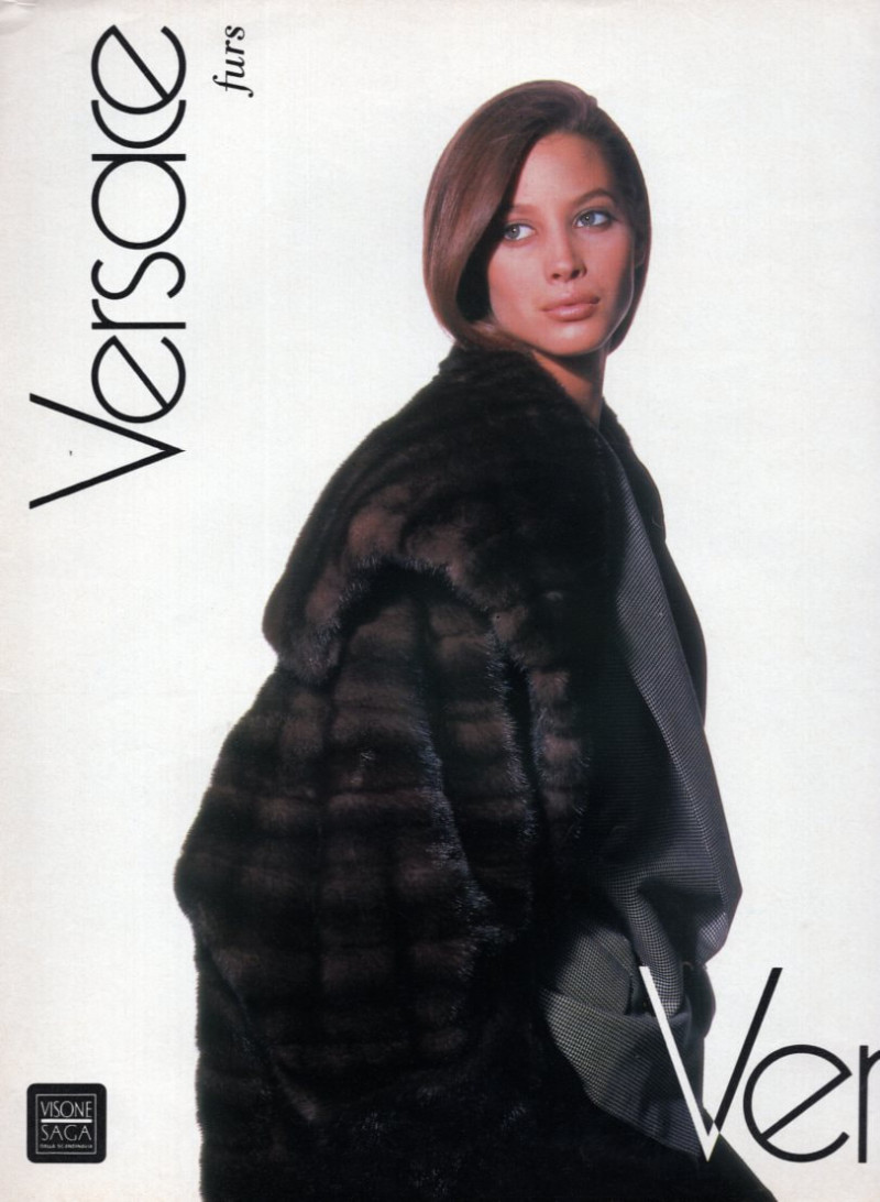 Christy Turlington featured in  the Versace advertisement for Autumn/Winter 1988