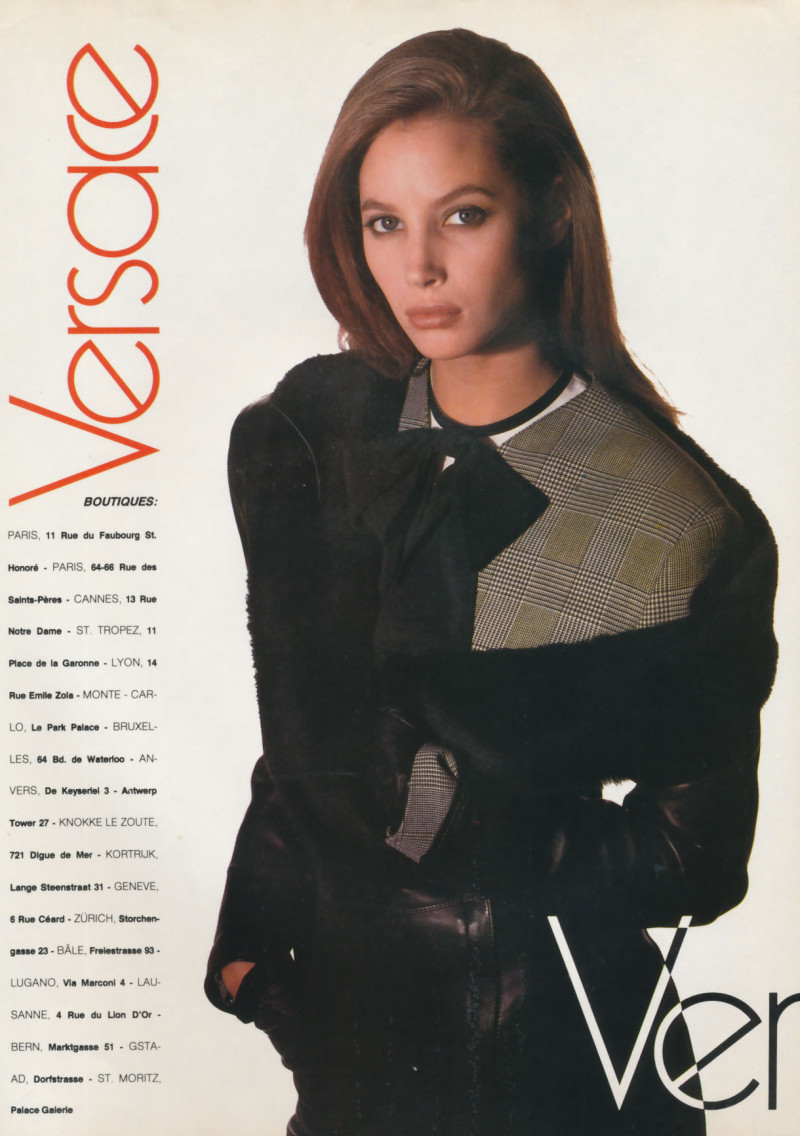 Christy Turlington featured in  the Versace advertisement for Autumn/Winter 1988