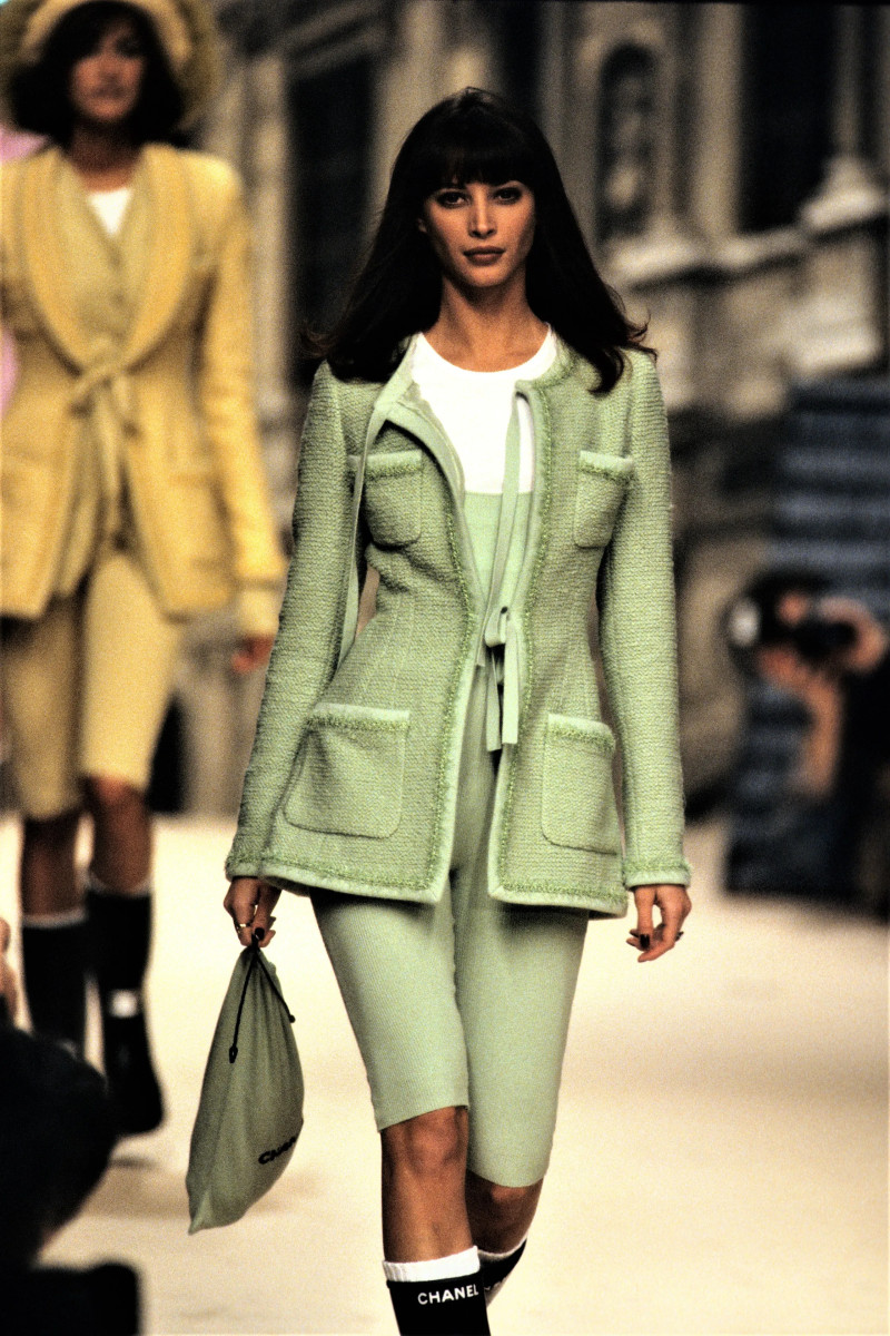 Christy Turlington featured in  the Chanel fashion show for Autumn/Winter 1994