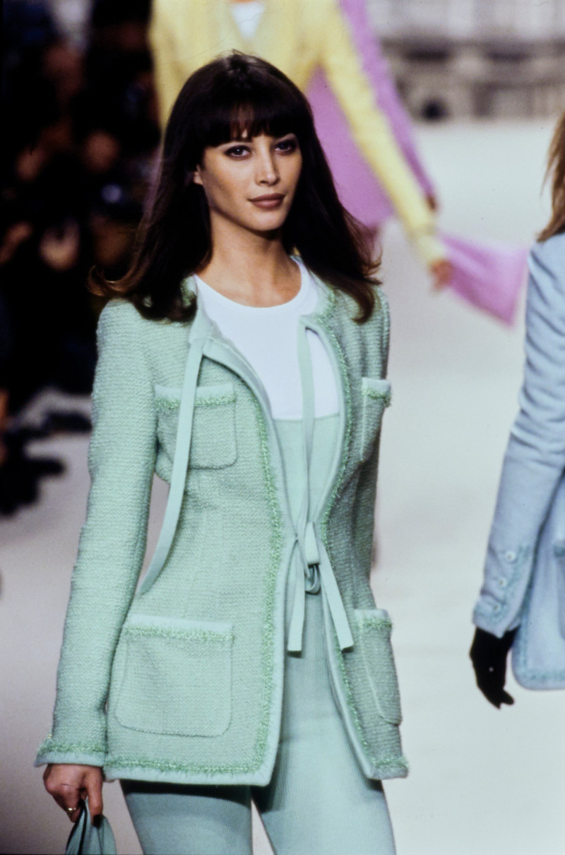 Christy Turlington featured in  the Chanel fashion show for Autumn/Winter 1994