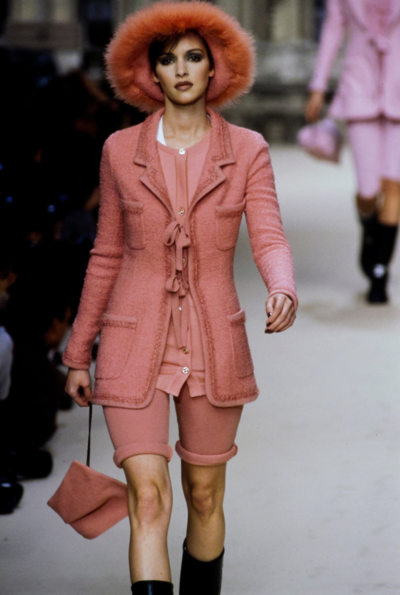Patricia Hartmann featured in  the Chanel fashion show for Autumn/Winter 1994
