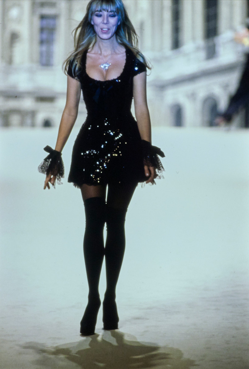 Chanel fashion show for Autumn/Winter 1994