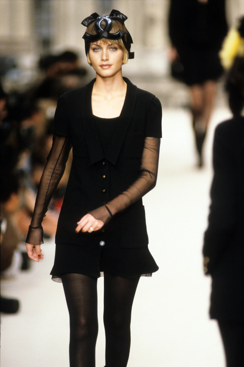Amber Valletta featured in  the Chanel fashion show for Autumn/Winter 1994