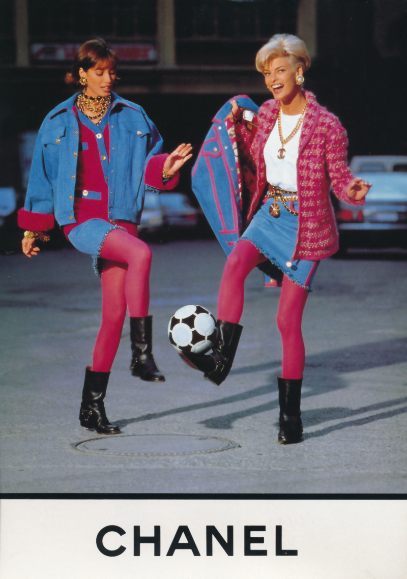 Christy Turlington featured in  the Chanel advertisement for Autumn/Winter 1991