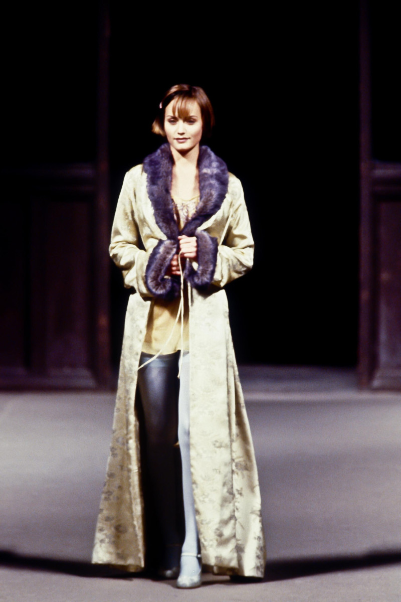 Amber Valletta featured in  the Martine Sitbon fashion show for Autumn/Winter 1994