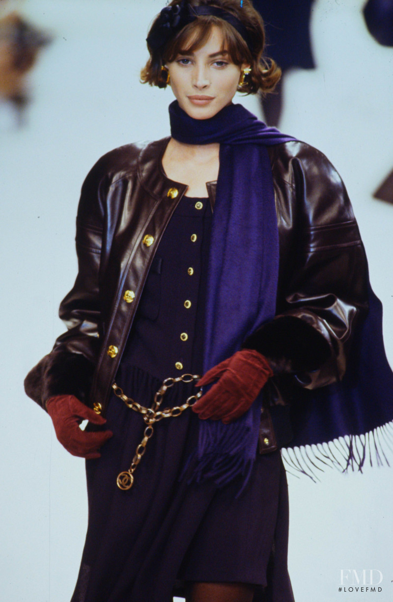 Christy Turlington featured in  the Chanel fashion show for Autumn/Winter 1991