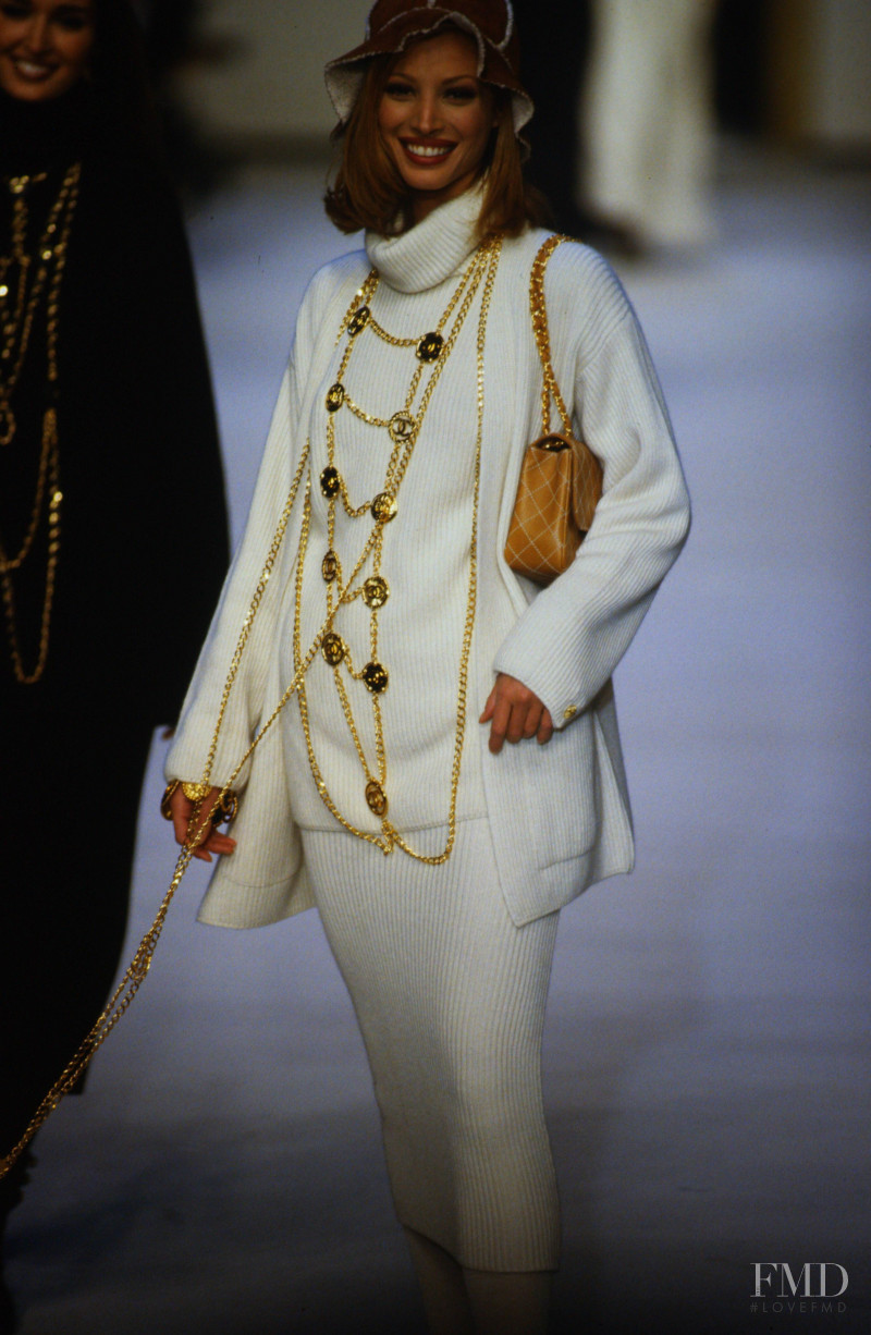 Christy Turlington featured in  the Chanel fashion show for Autumn/Winter 1992