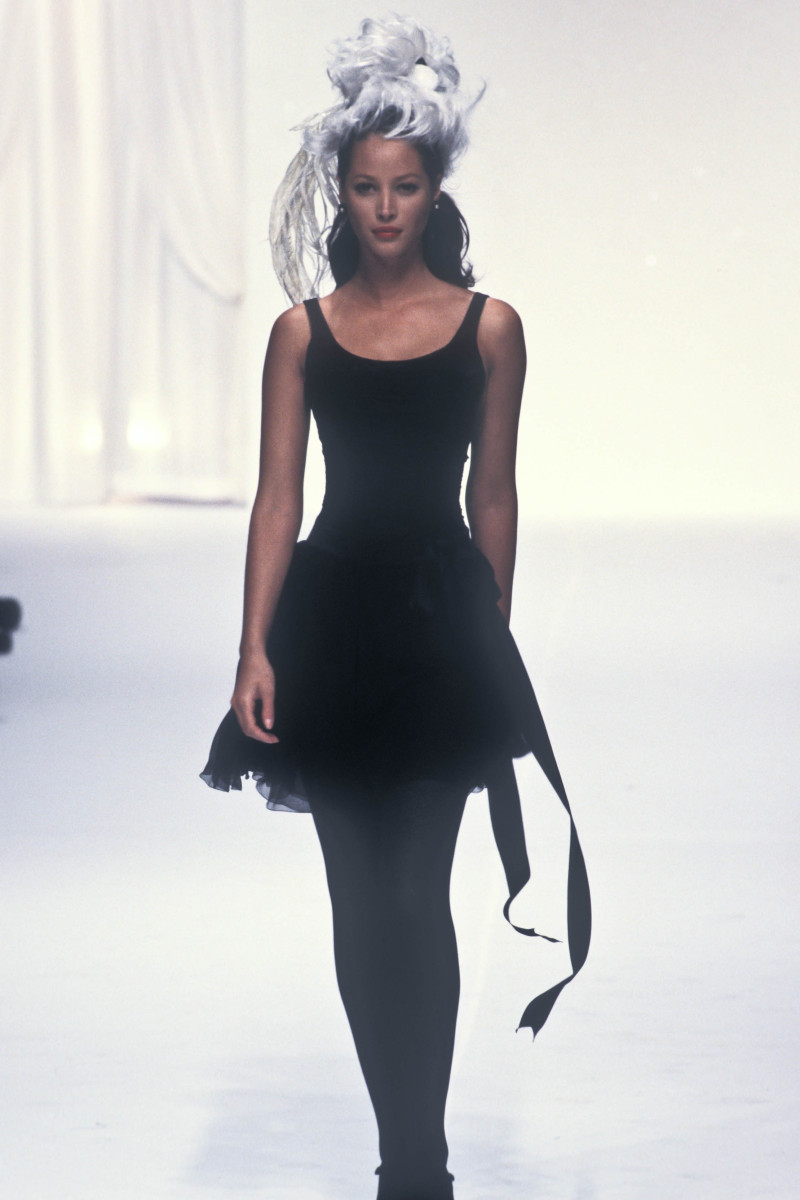 Christy Turlington featured in  the Chanel Haute Couture fashion show for Autumn/Winter 1994