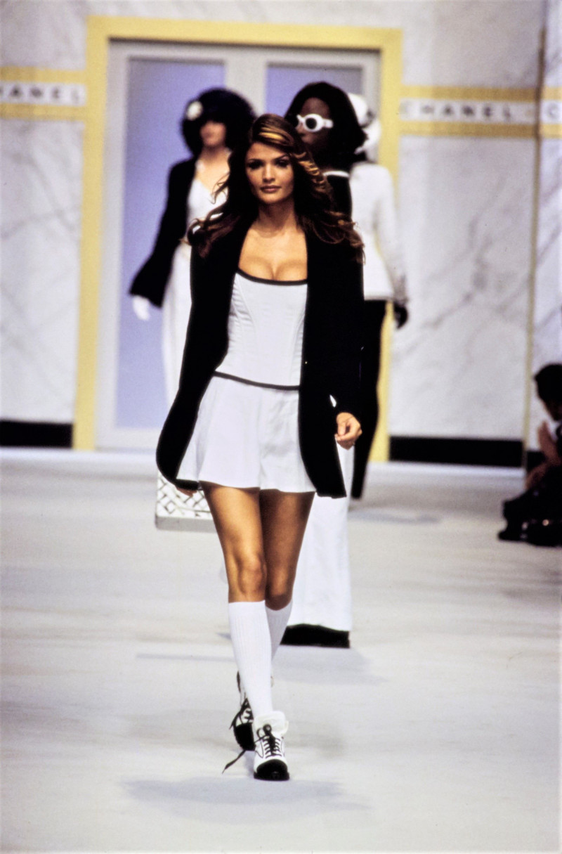 Chanel fashion show for Spring/Summer 1993