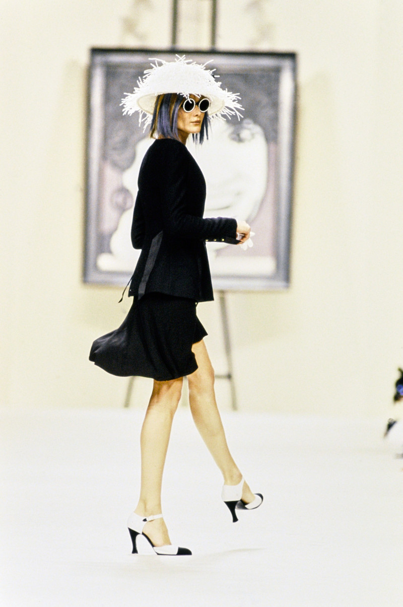 Carla Bruni featured in  the Chanel fashion show for Spring/Summer 1994