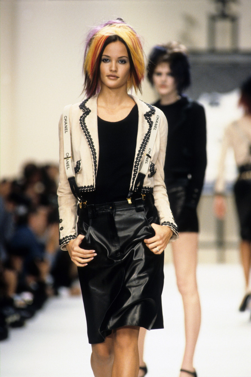 Claudia Mason featured in  the Chanel fashion show for Spring/Summer 1994